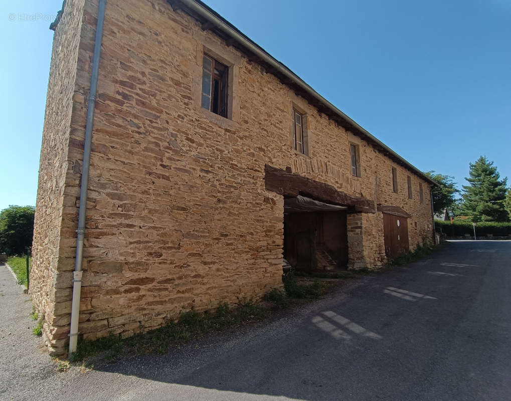 Maison à BOUSSAC