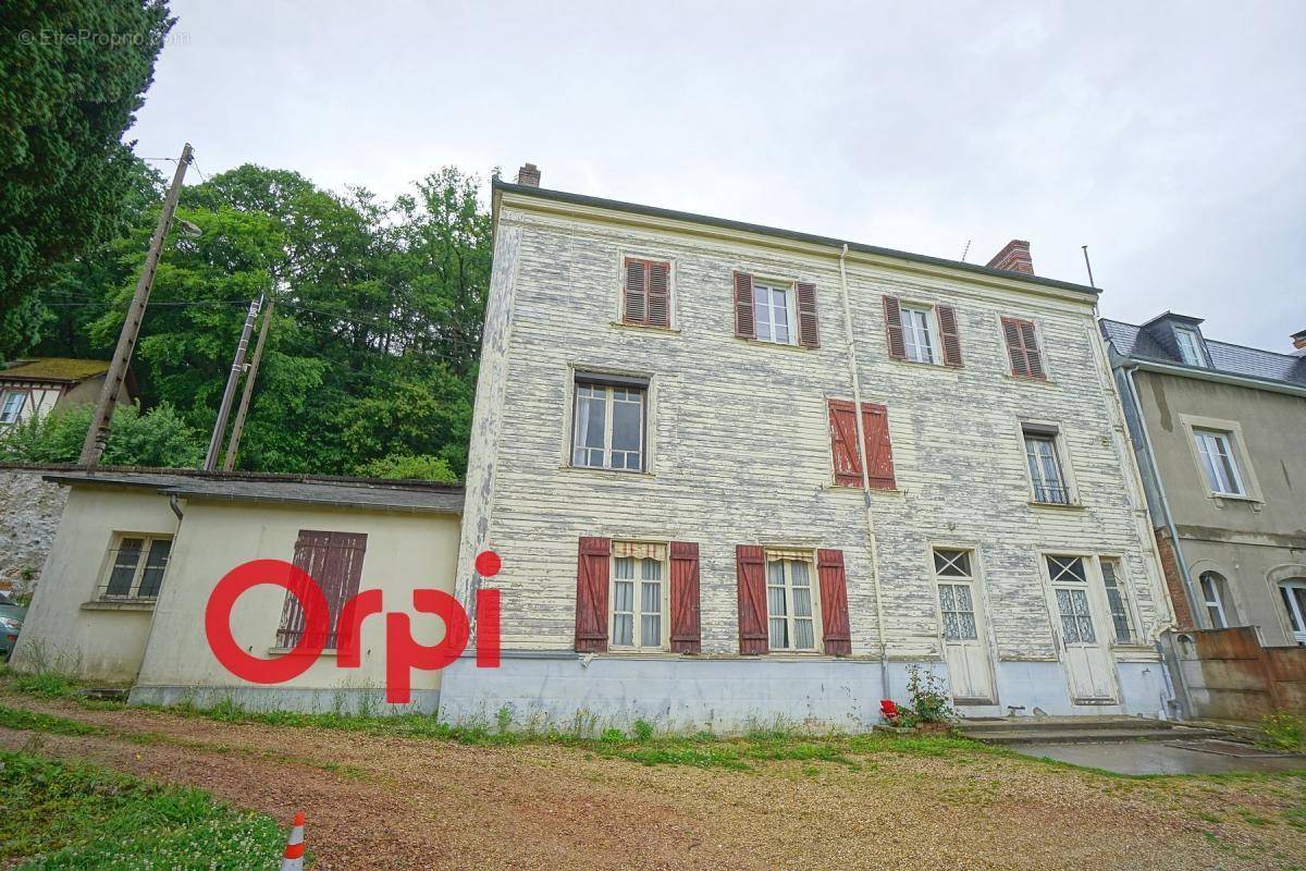 Maison à BERNAY