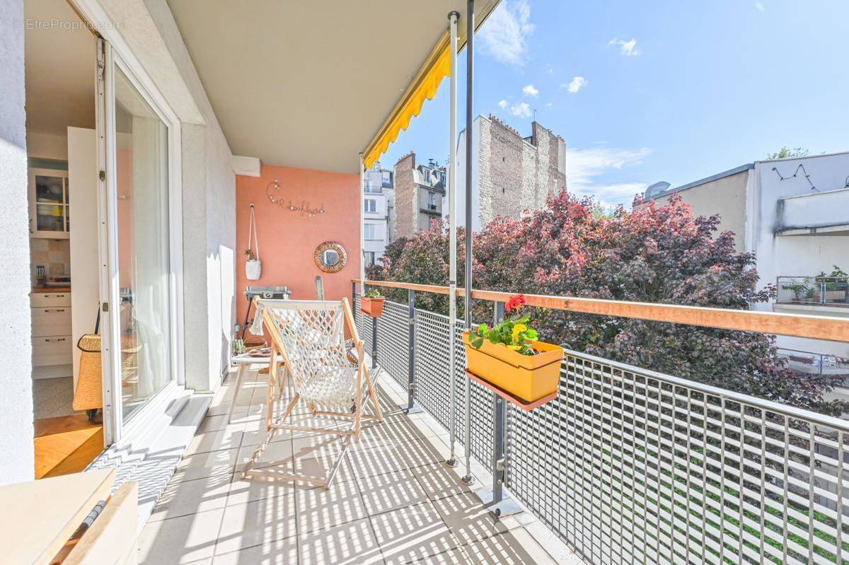 Appartement à PARIS-18E