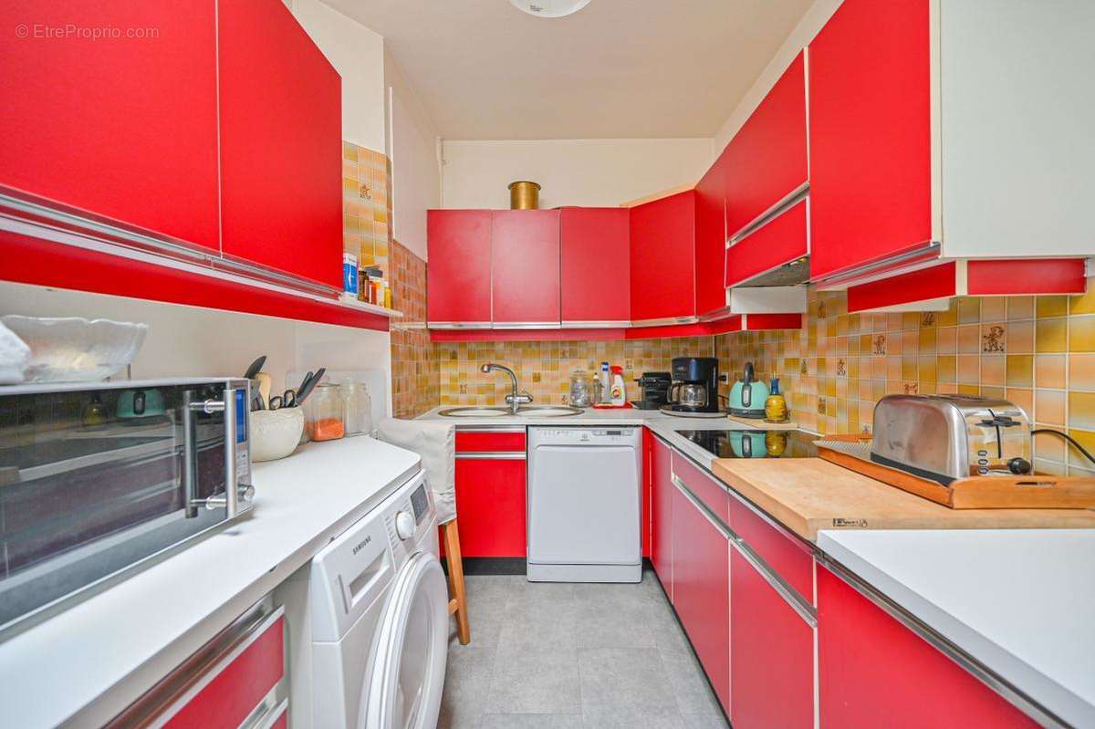 Appartement à PARIS-10E