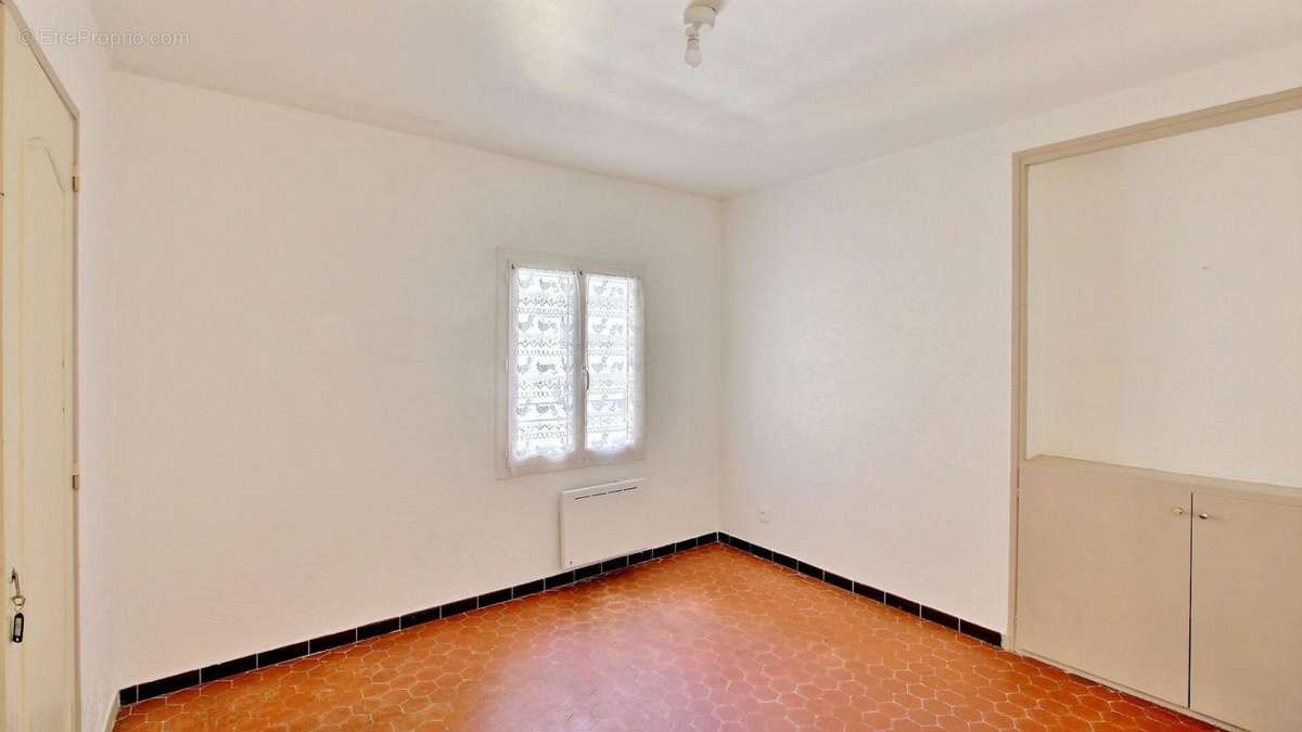 Appartement à LE LUC