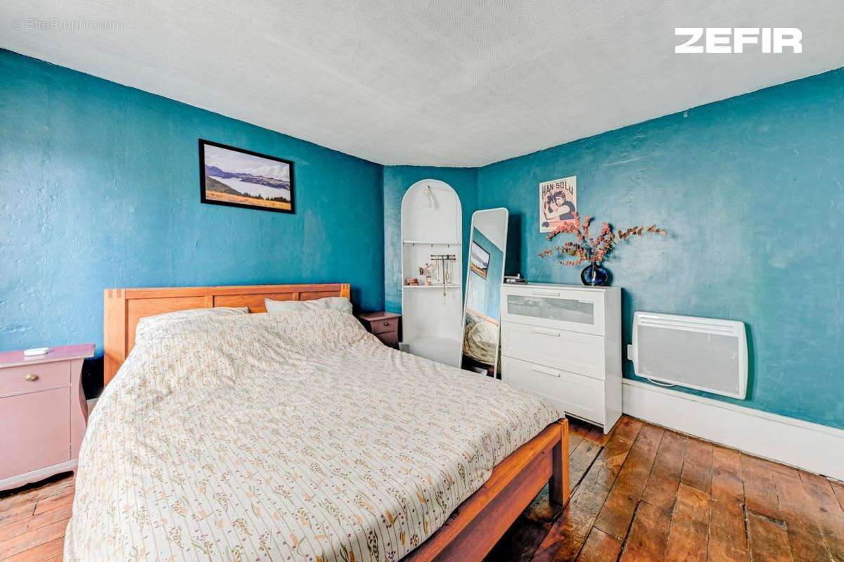 Appartement à PARIS-10E