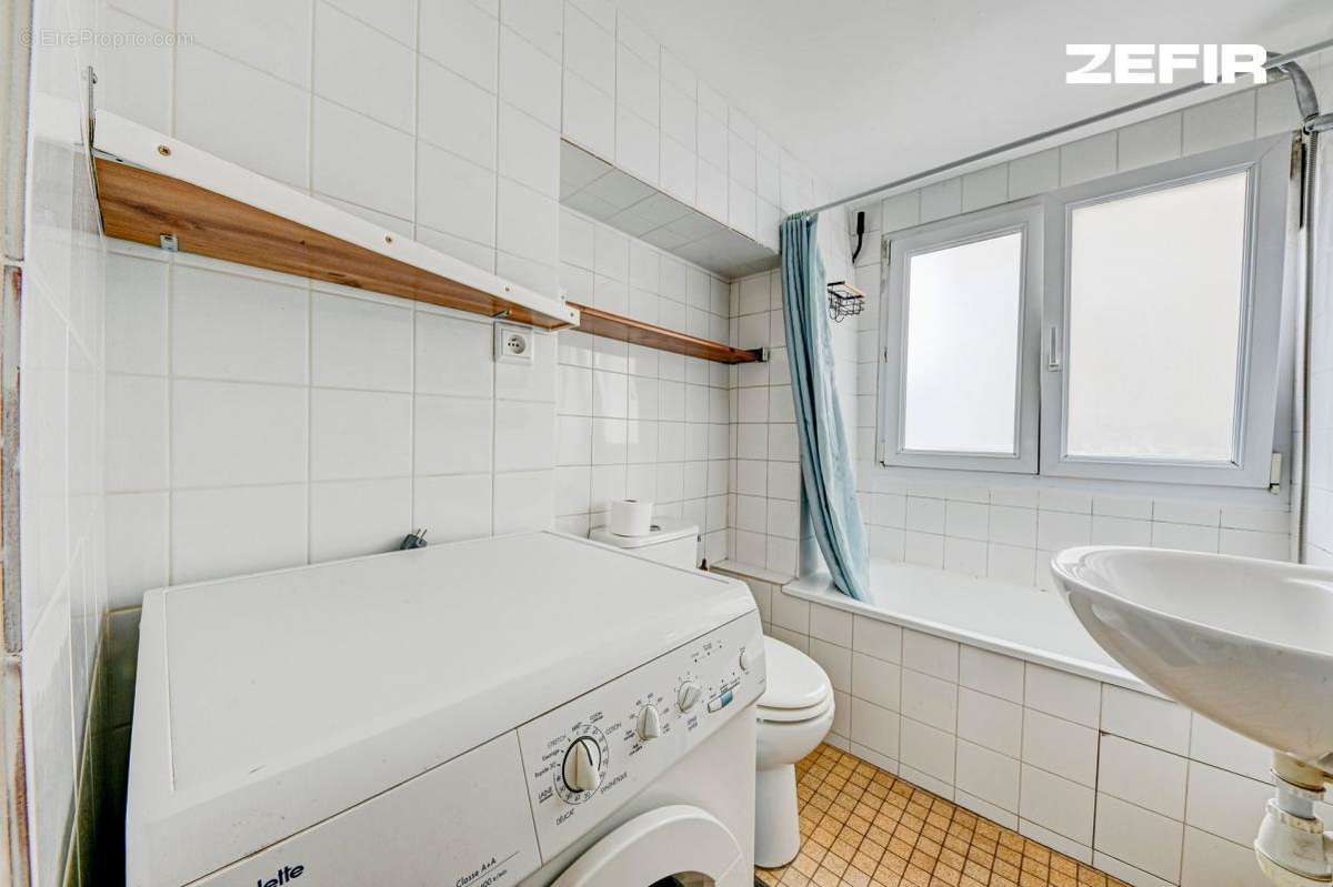 Appartement à PARIS-10E