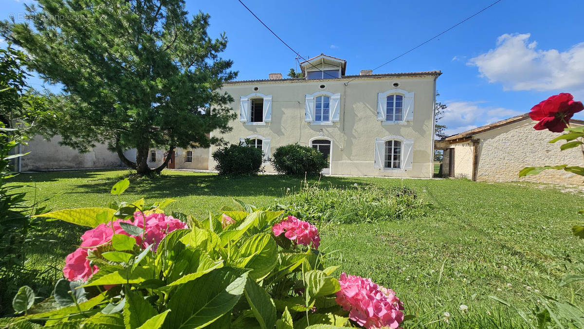 Maison à TRENTELS