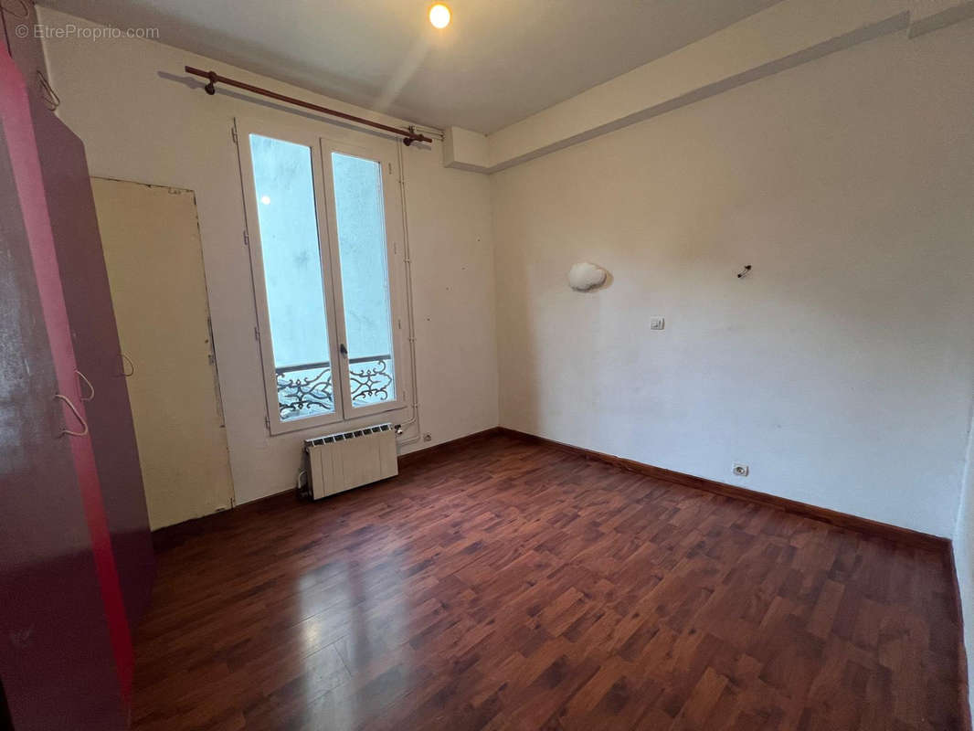 Appartement à PARIS-19E