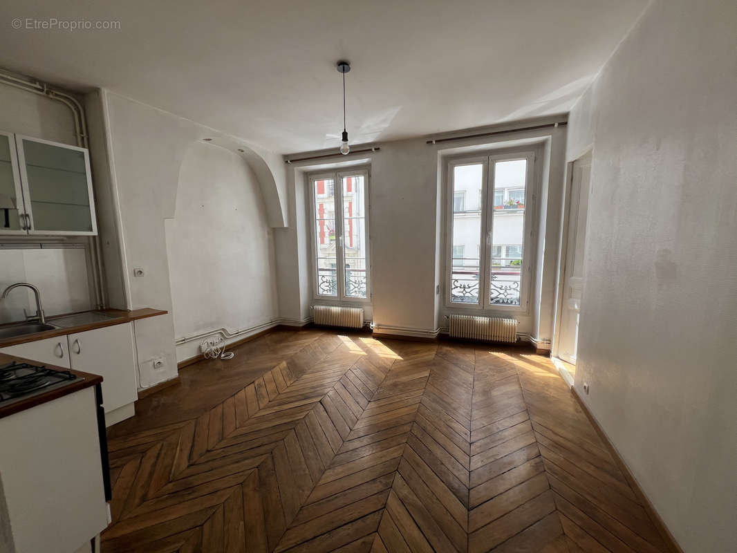 Appartement à PARIS-19E