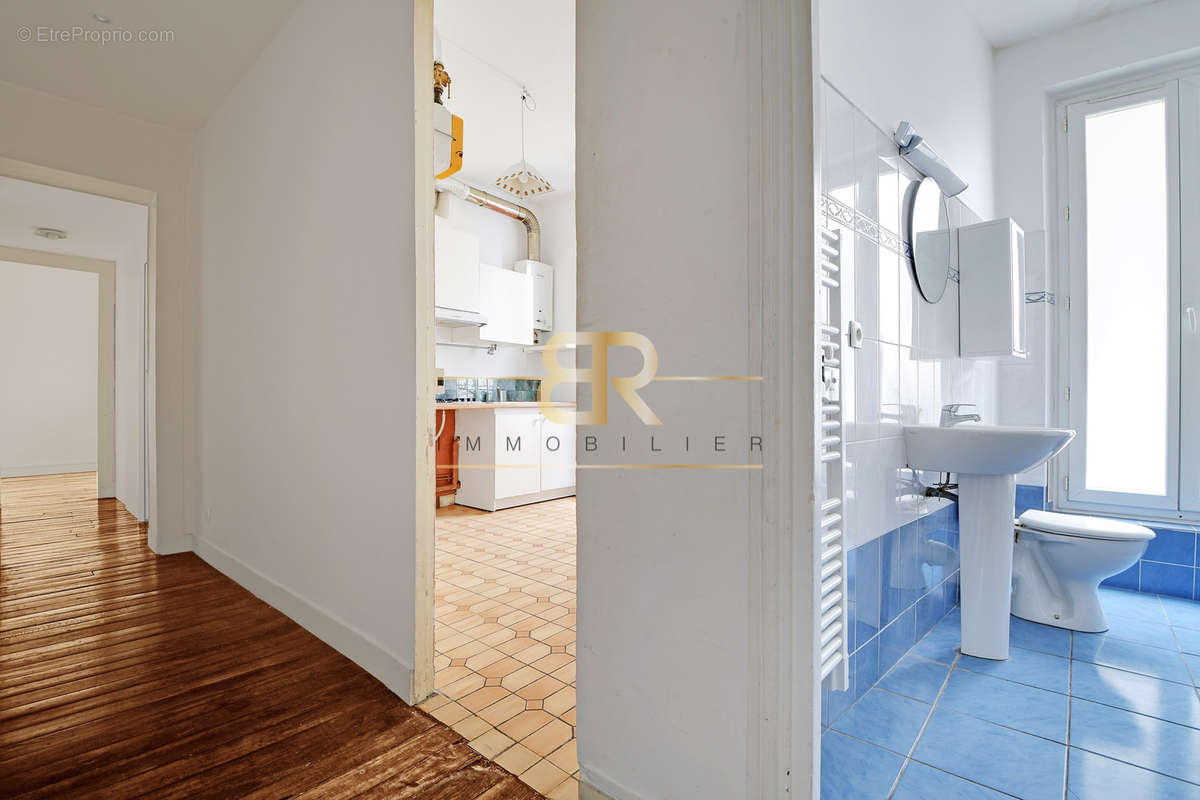 Appartement à PARIS-18E