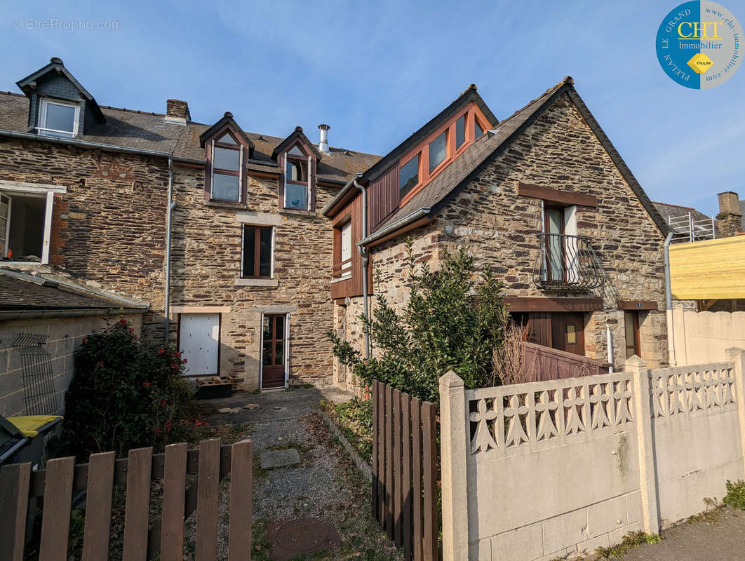 Maison à PLELAN-LE-GRAND