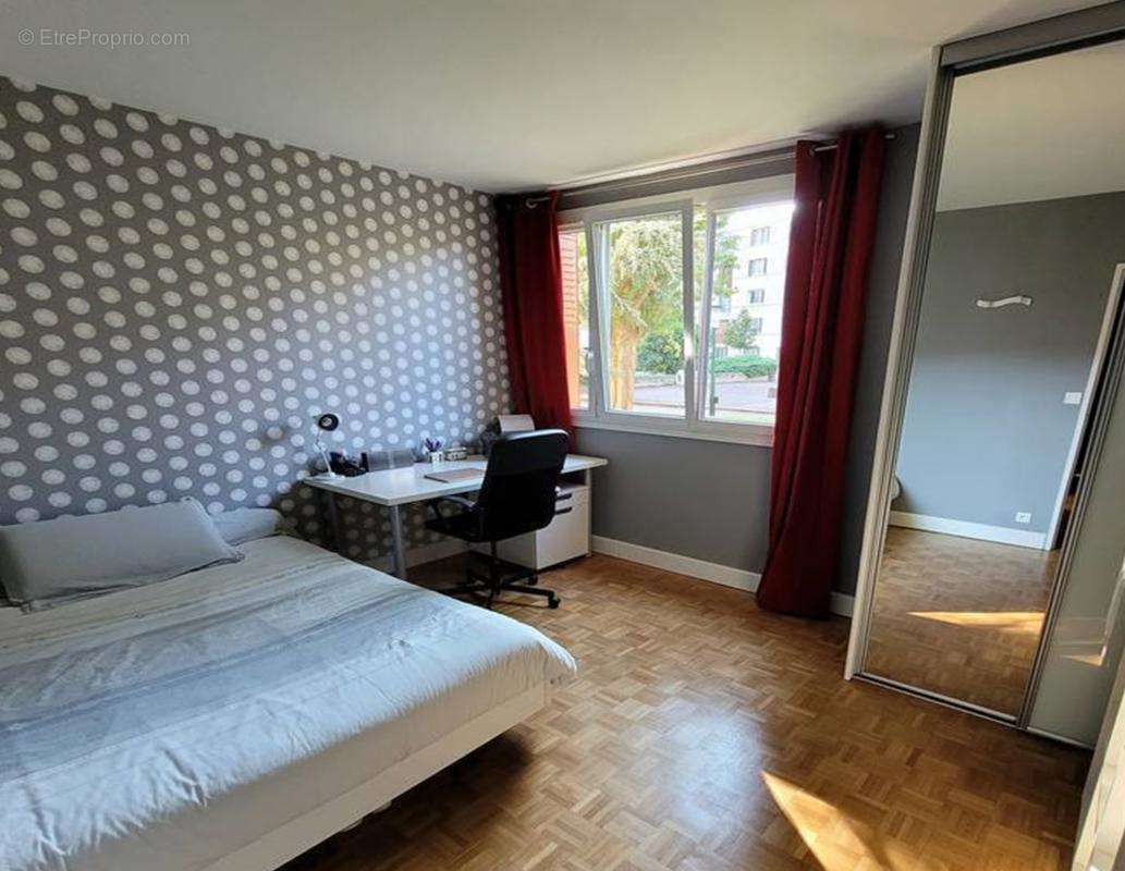 Appartement a louer sceaux - 4 pièce(s) - 75 m2 - Surfyn