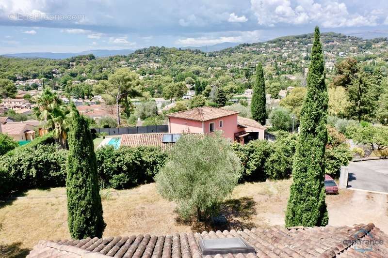 Maison à MOUGINS