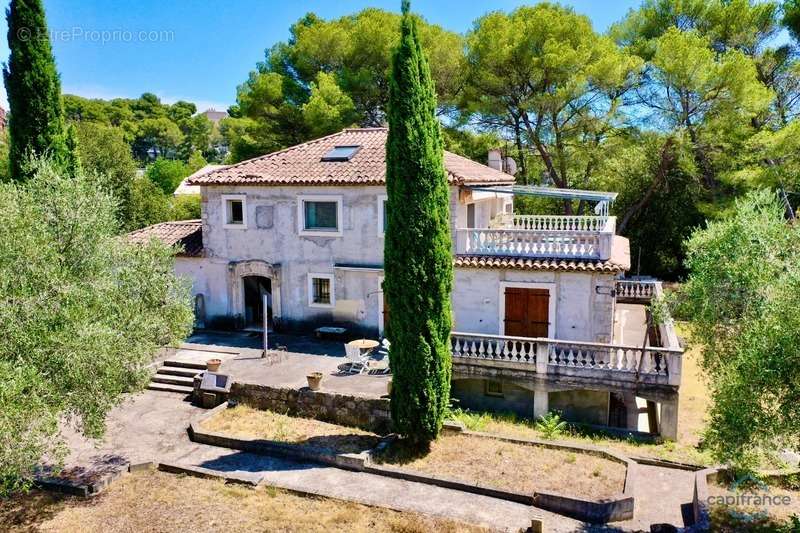 Maison à MOUGINS