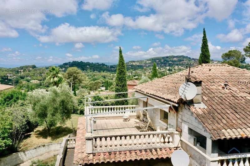 Maison à MOUGINS