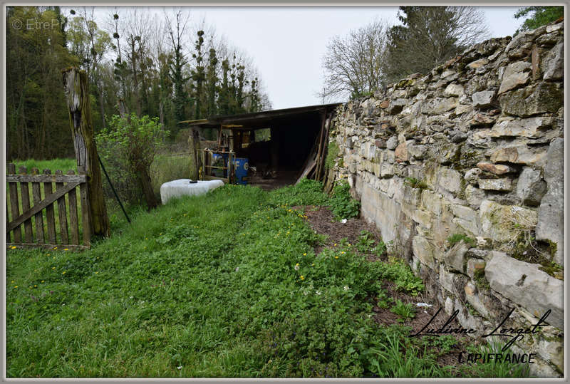 Maison à OULCHY-LE-CHATEAU