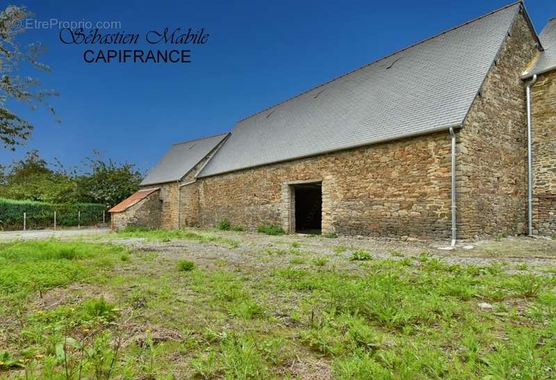 Maison à PLEINE-FOUGERES