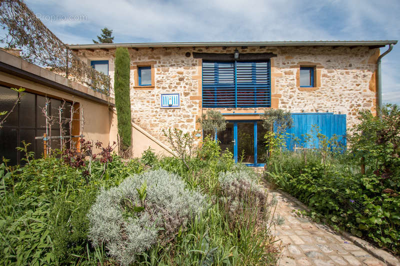 Maison à SAINT-GERMAIN-SUR-L&#039;ARBRESLE