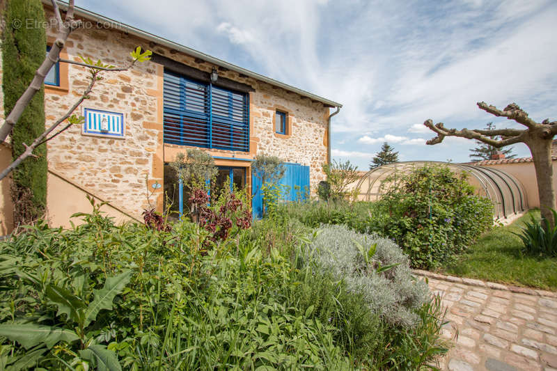 Maison à SAINT-GERMAIN-SUR-L&#039;ARBRESLE