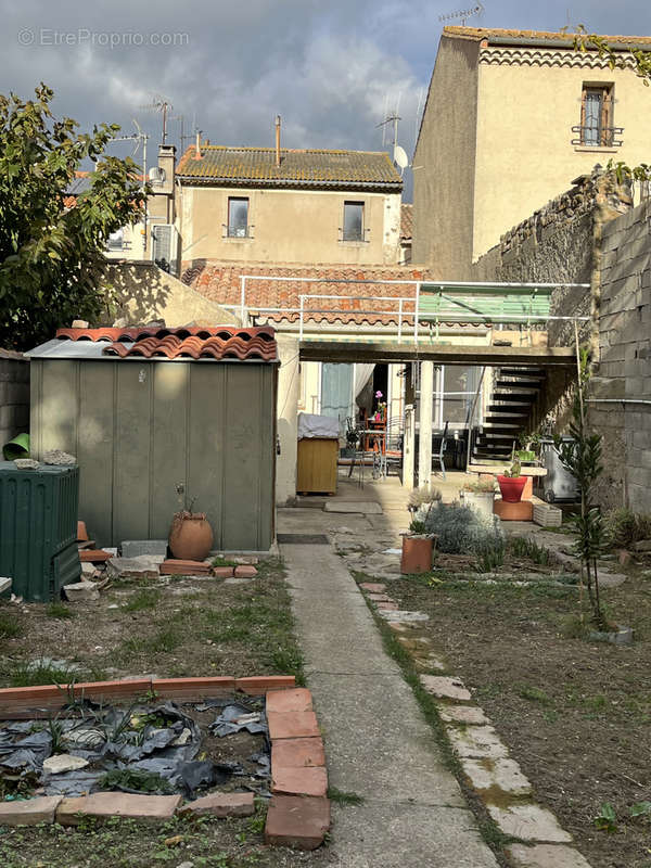 Maison à LEZIGNAN-CORBIERES