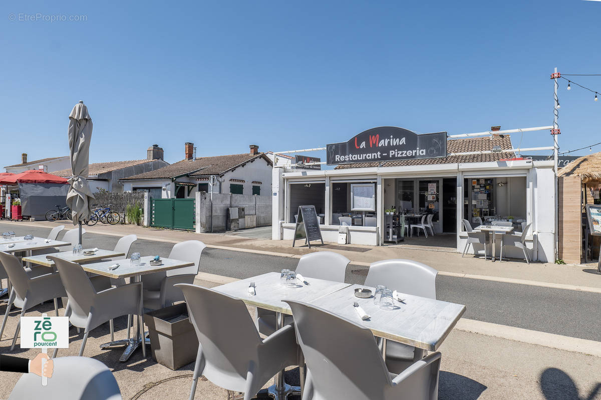 Commerce à L&#039;AIGUILLON-SUR-MER