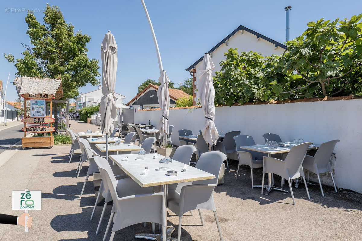 Commerce à L&#039;AIGUILLON-SUR-MER