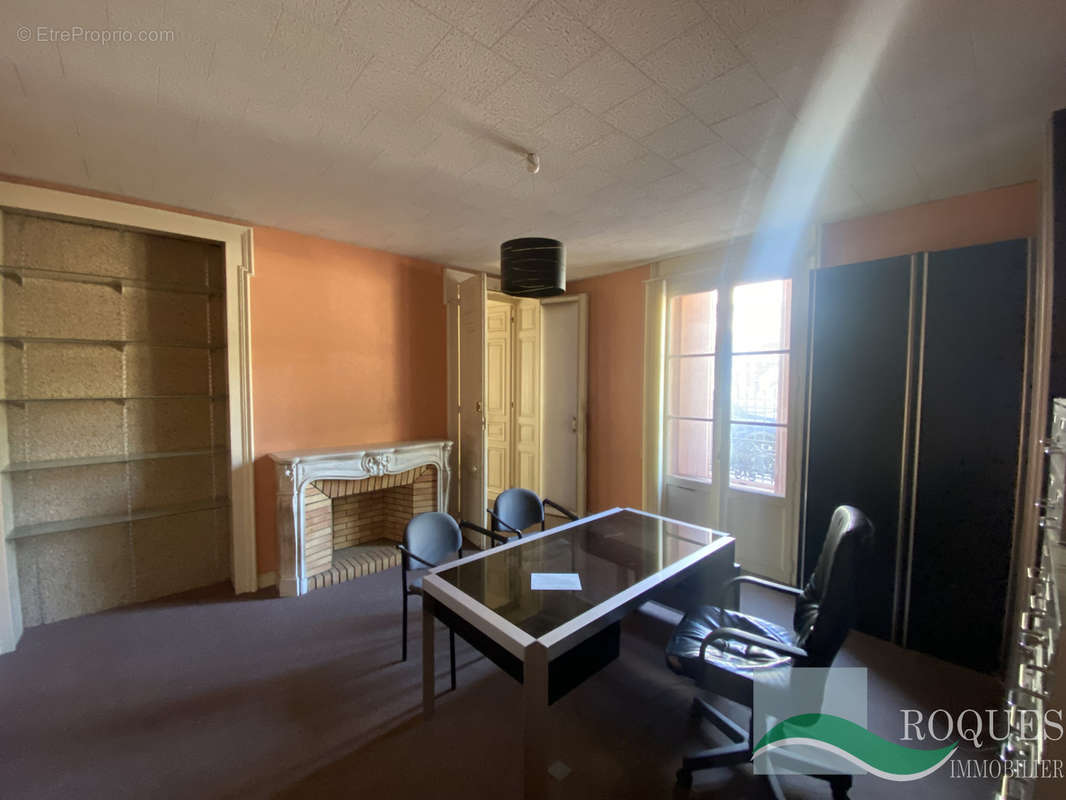 Appartement à LAMALOU-LES-BAINS