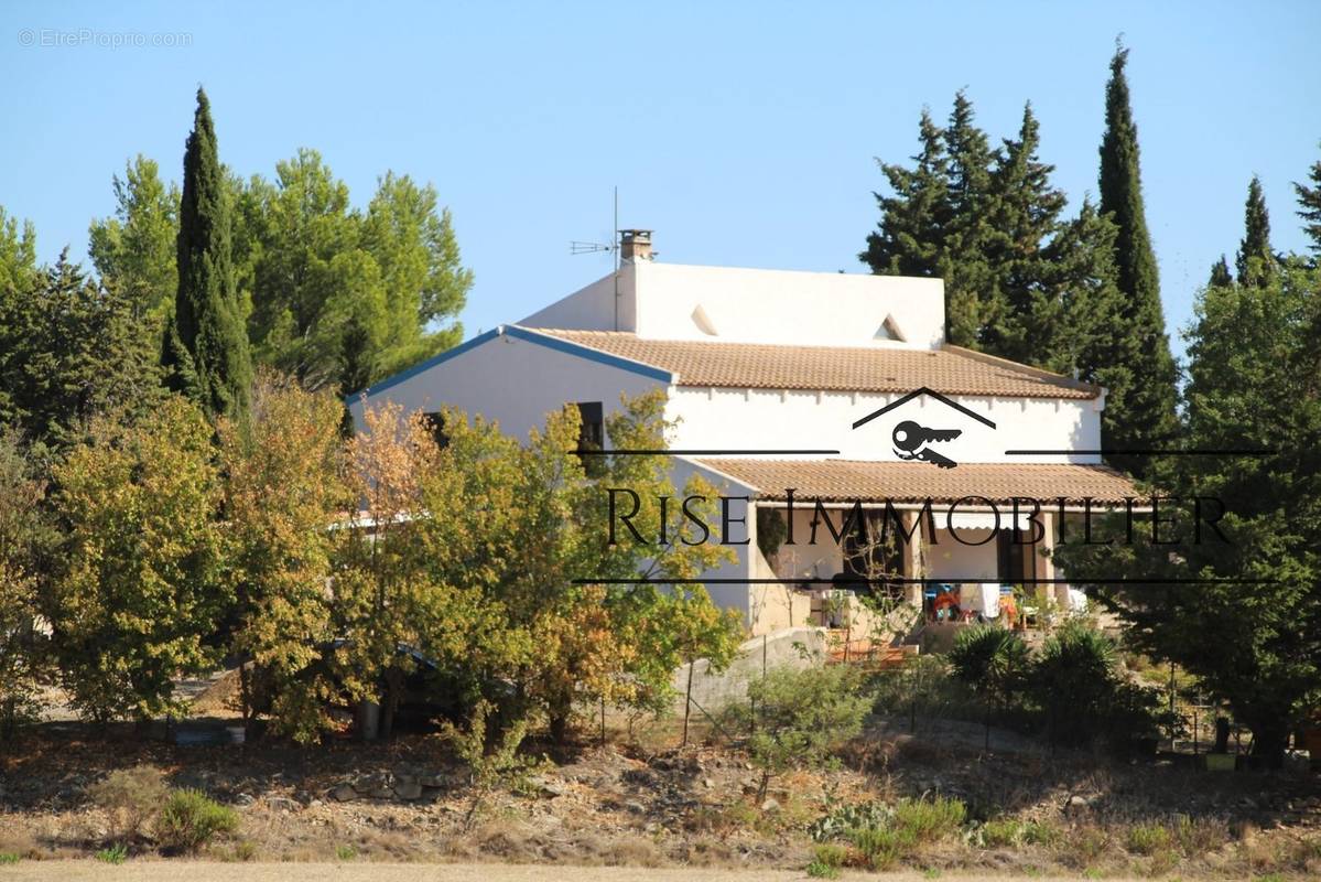 Maison à FONTCOUVERTE