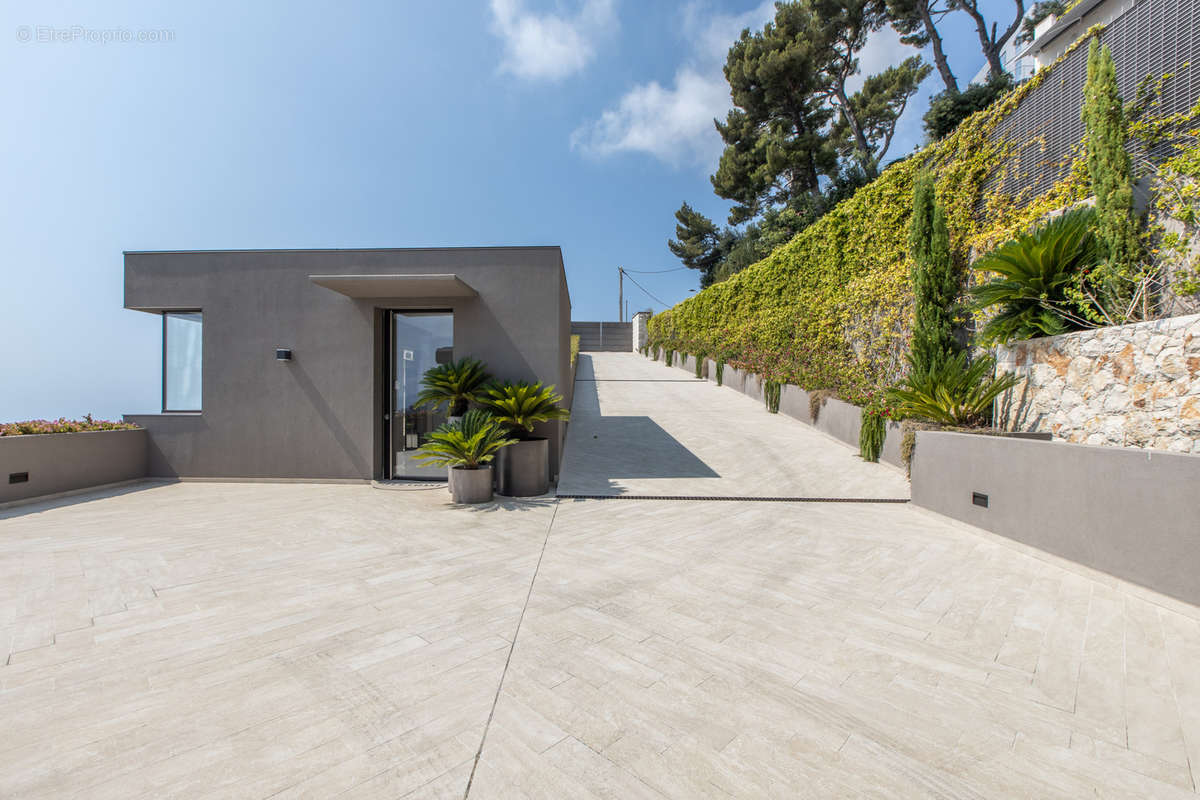 Maison à ROQUEBRUNE-CAP-MARTIN