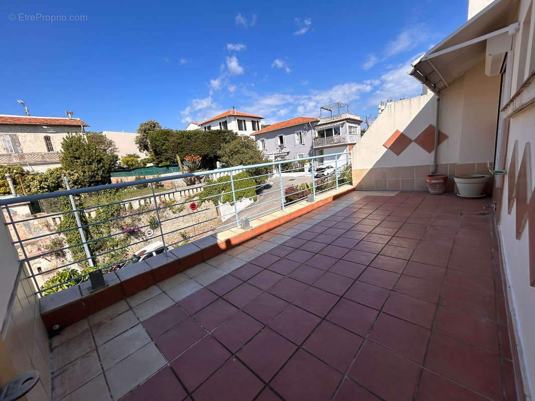 Appartement à NICE