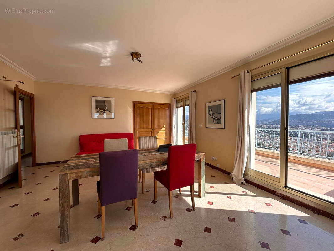 Appartement à NICE