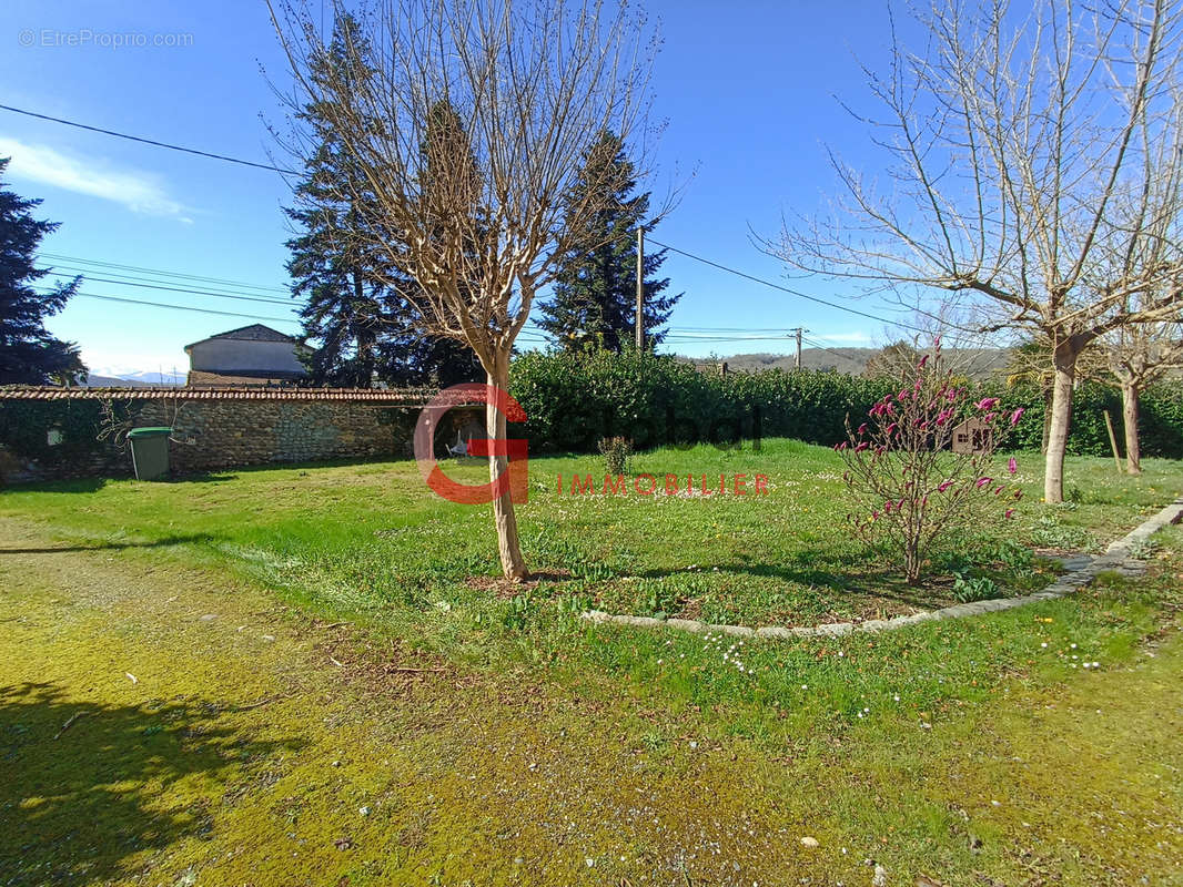 Maison à TRIE-SUR-BAISE