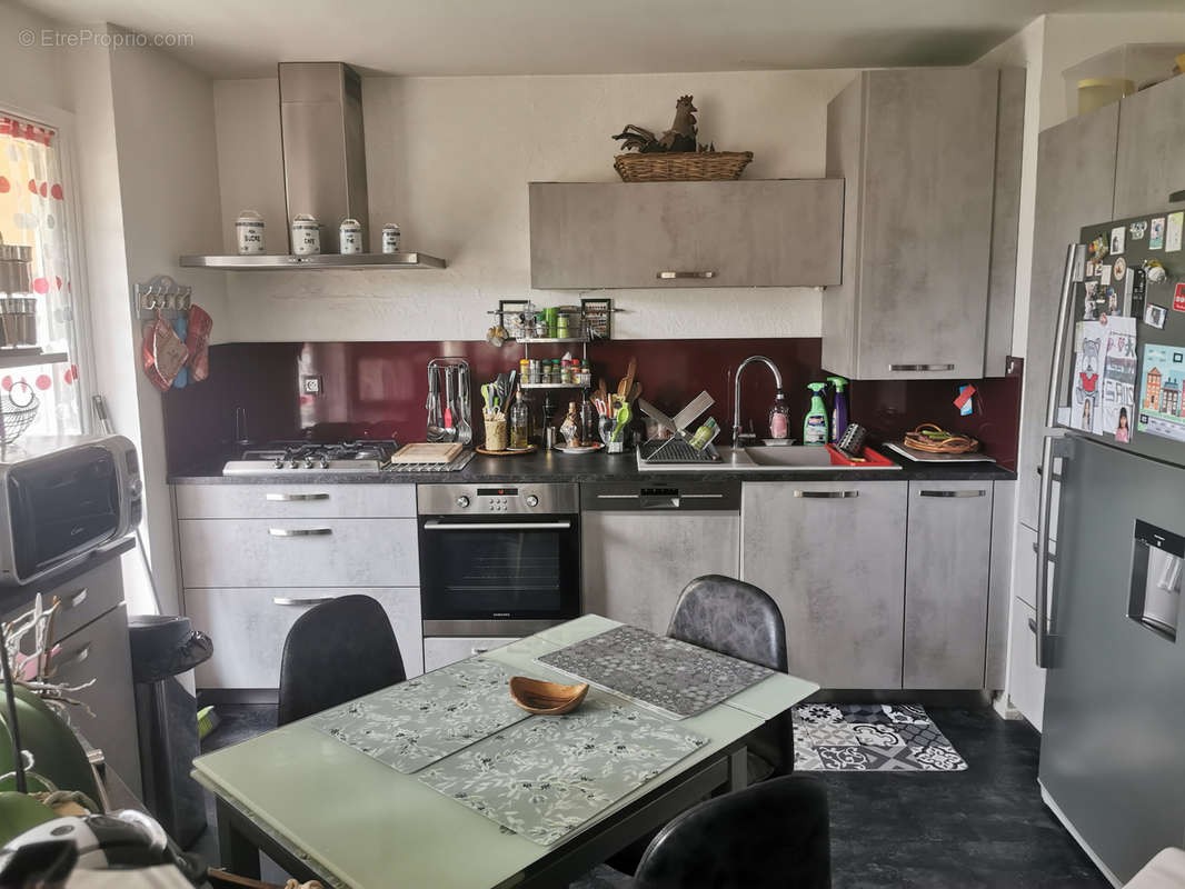 Appartement à LYON-8E