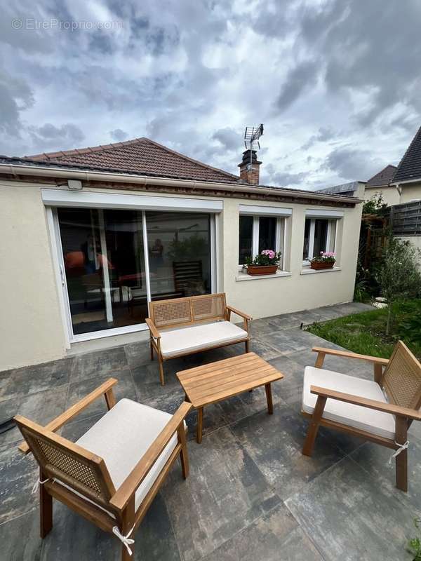 Terrasse suite parentale - Maison à MONTMORENCY