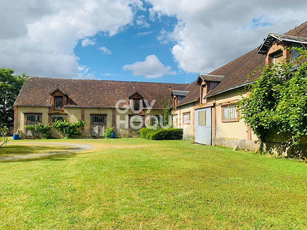 Maison à RUAN-SUR-EGVONNE