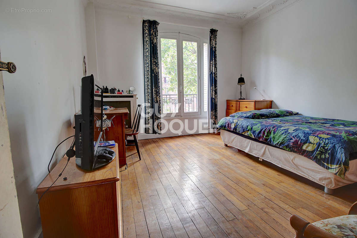 Appartement à PARIS-20E