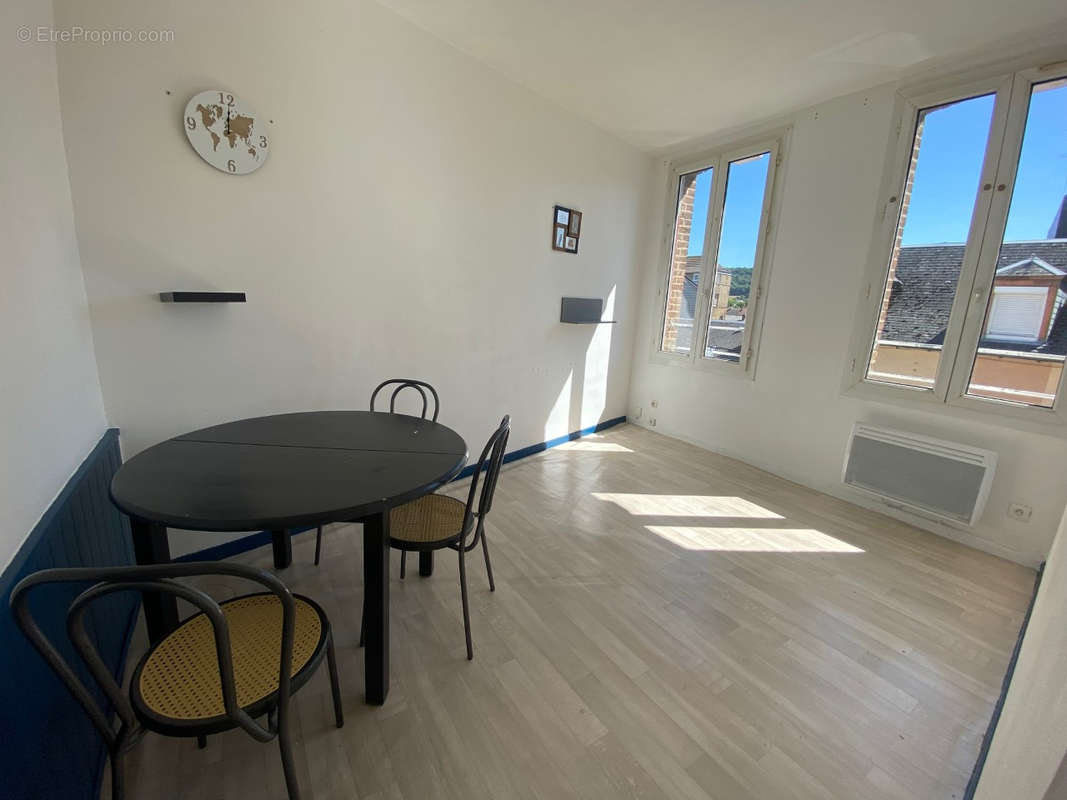 Appartement à CAUDEBEC-LES-ELBEUF