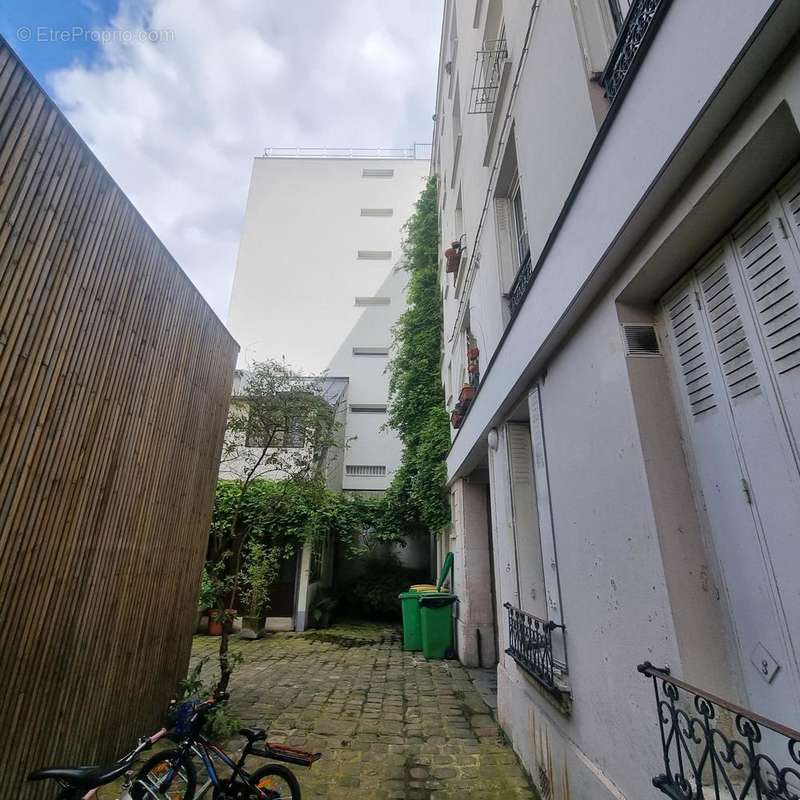 Photo 7 - Appartement à PARIS-18E