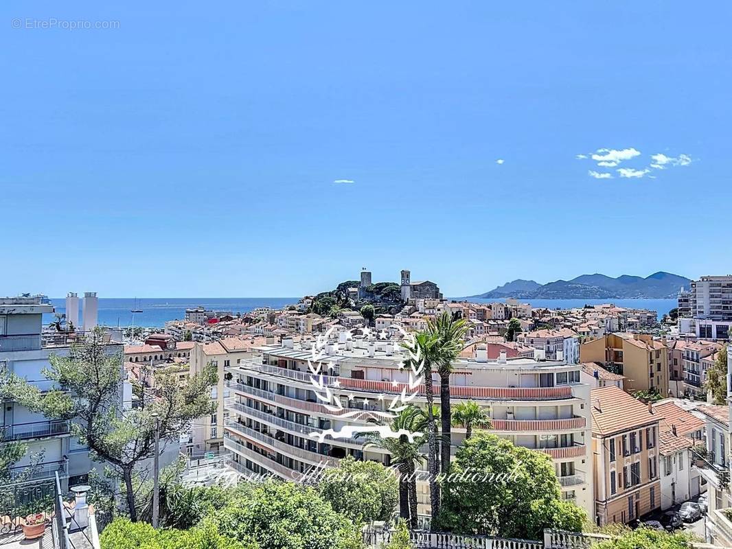 Appartement à CANNES