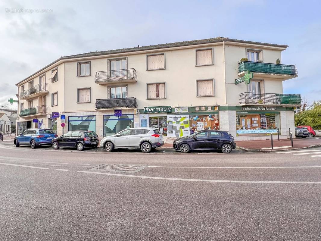 Appartement à SAINT-REMY-LES-CHEVREUSE