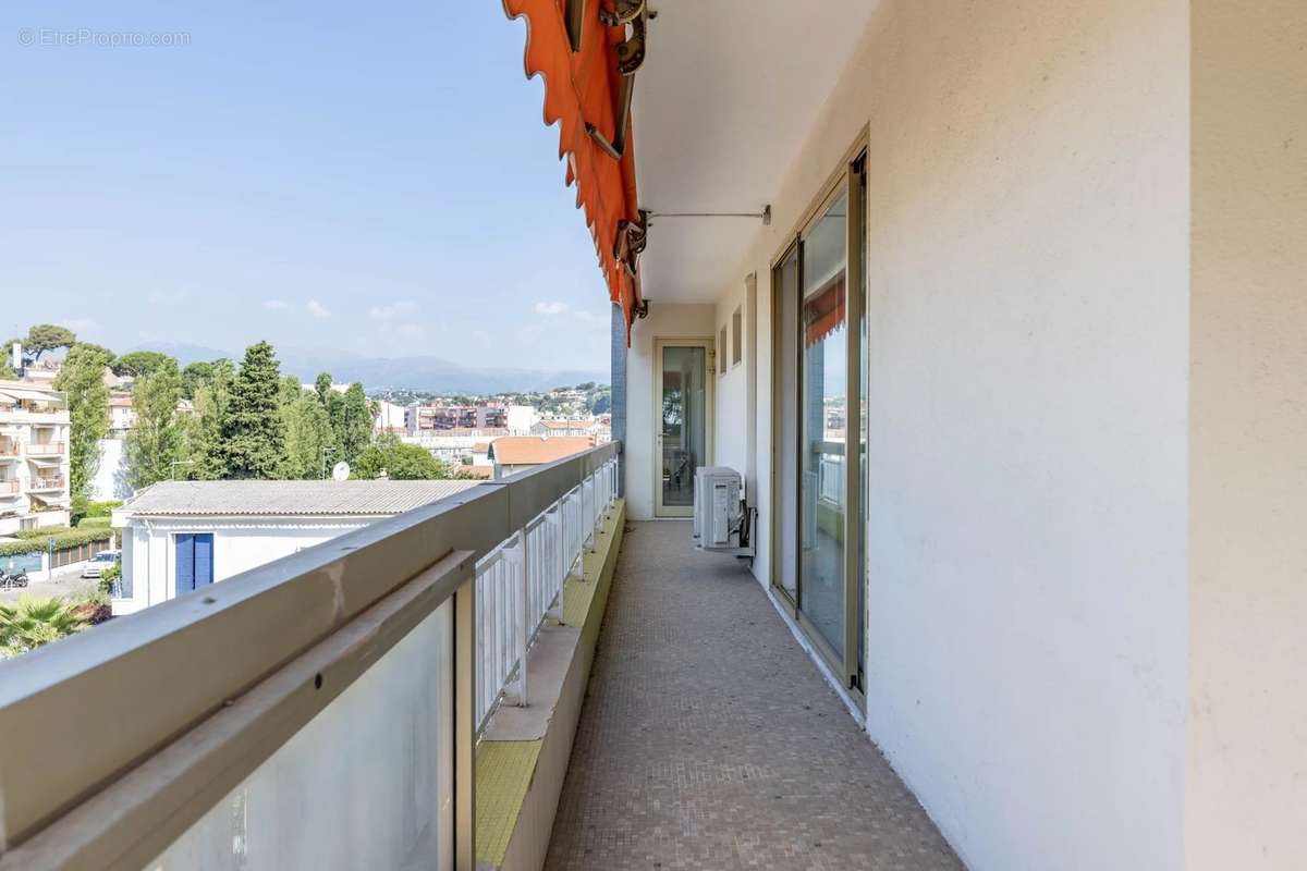 Appartement à CAGNES-SUR-MER