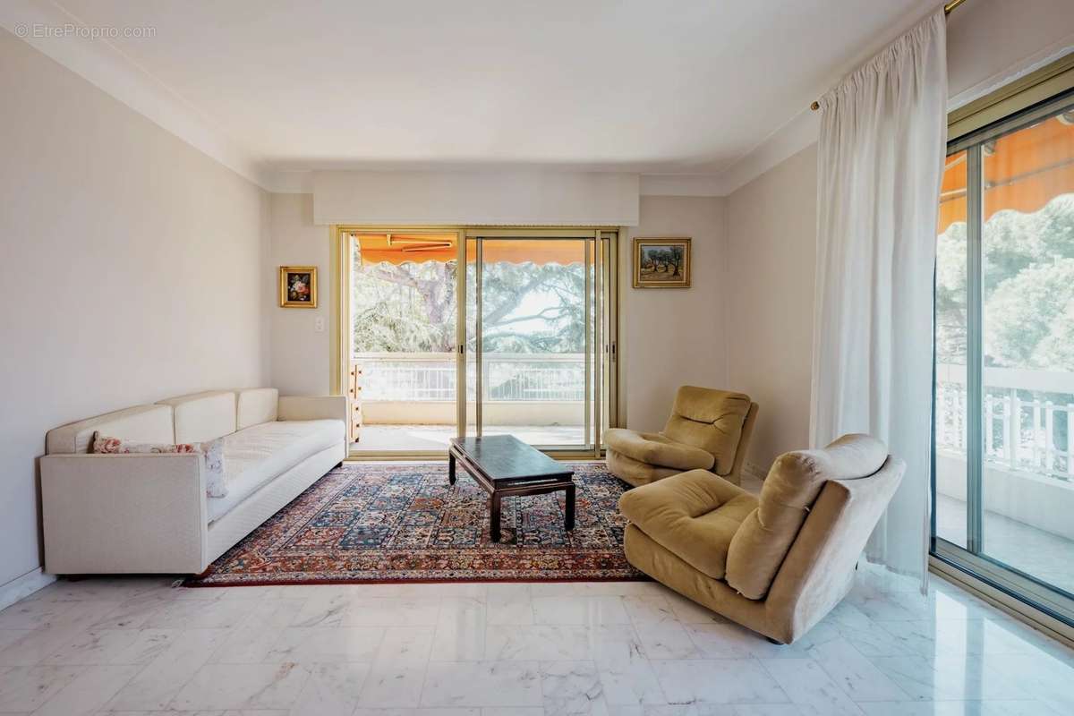 Appartement à CAGNES-SUR-MER