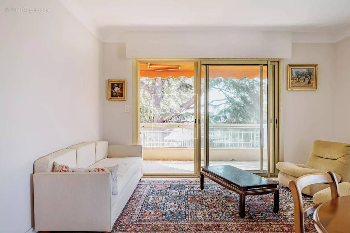 Appartement à CAGNES-SUR-MER