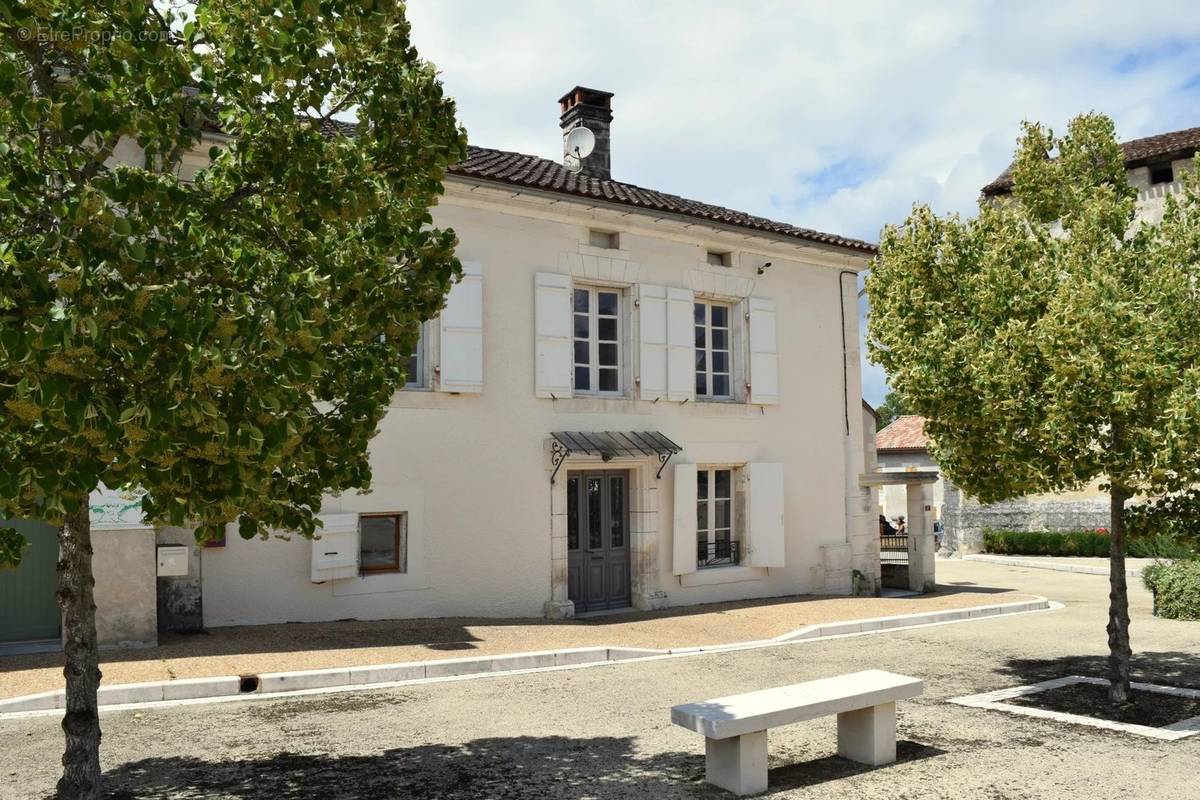 Maison à MAREUIL