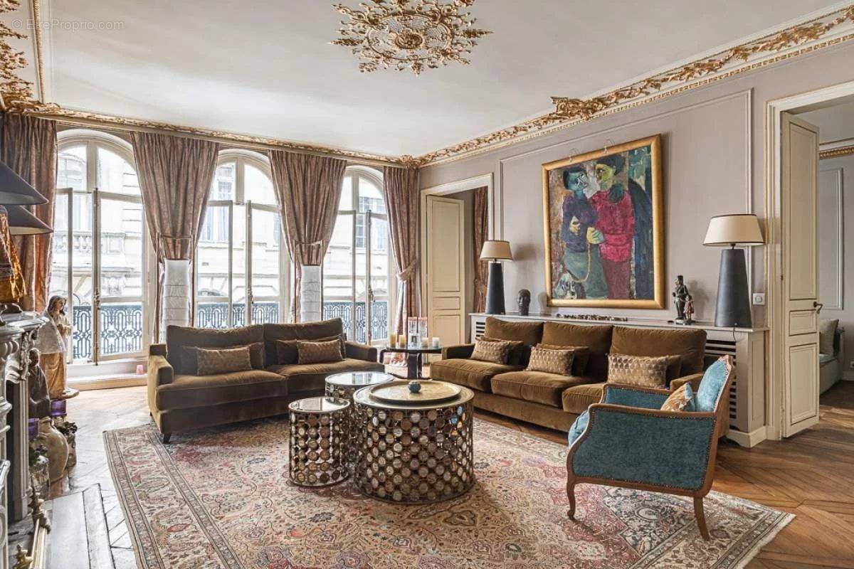 Appartement a louer paris-8e-arrondissement - 6 pièce(s) - 151 m2 - Surfyn