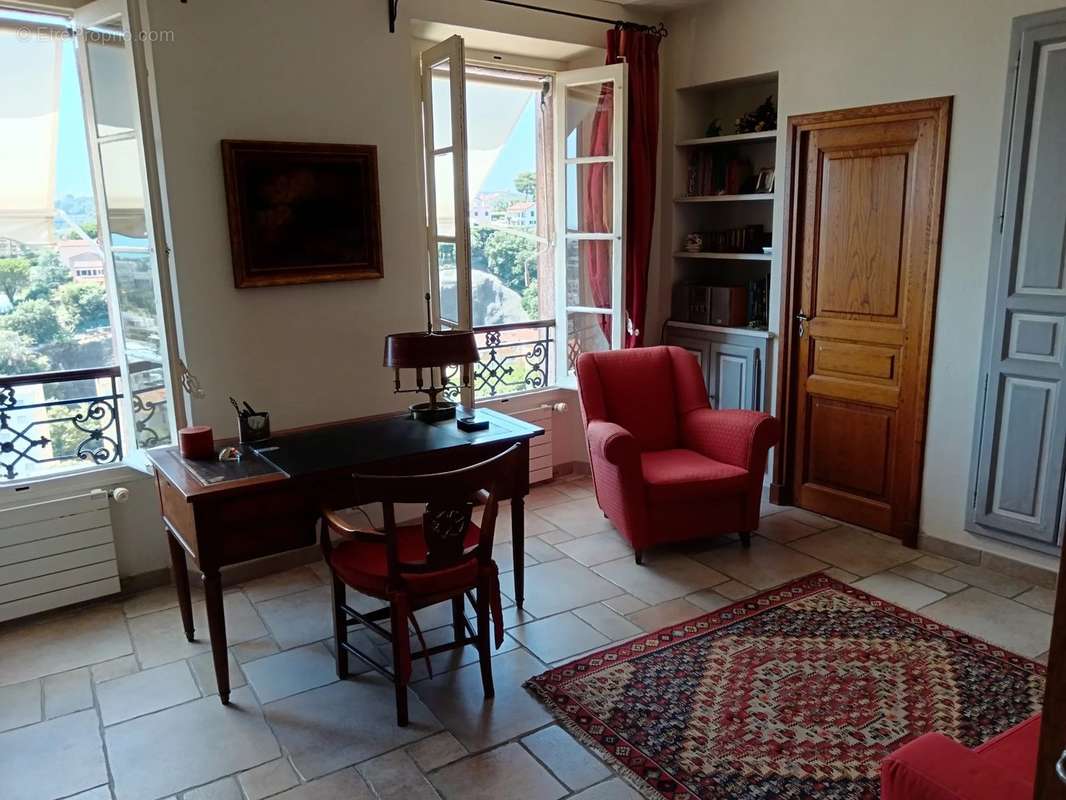 Appartement à CAGNES-SUR-MER