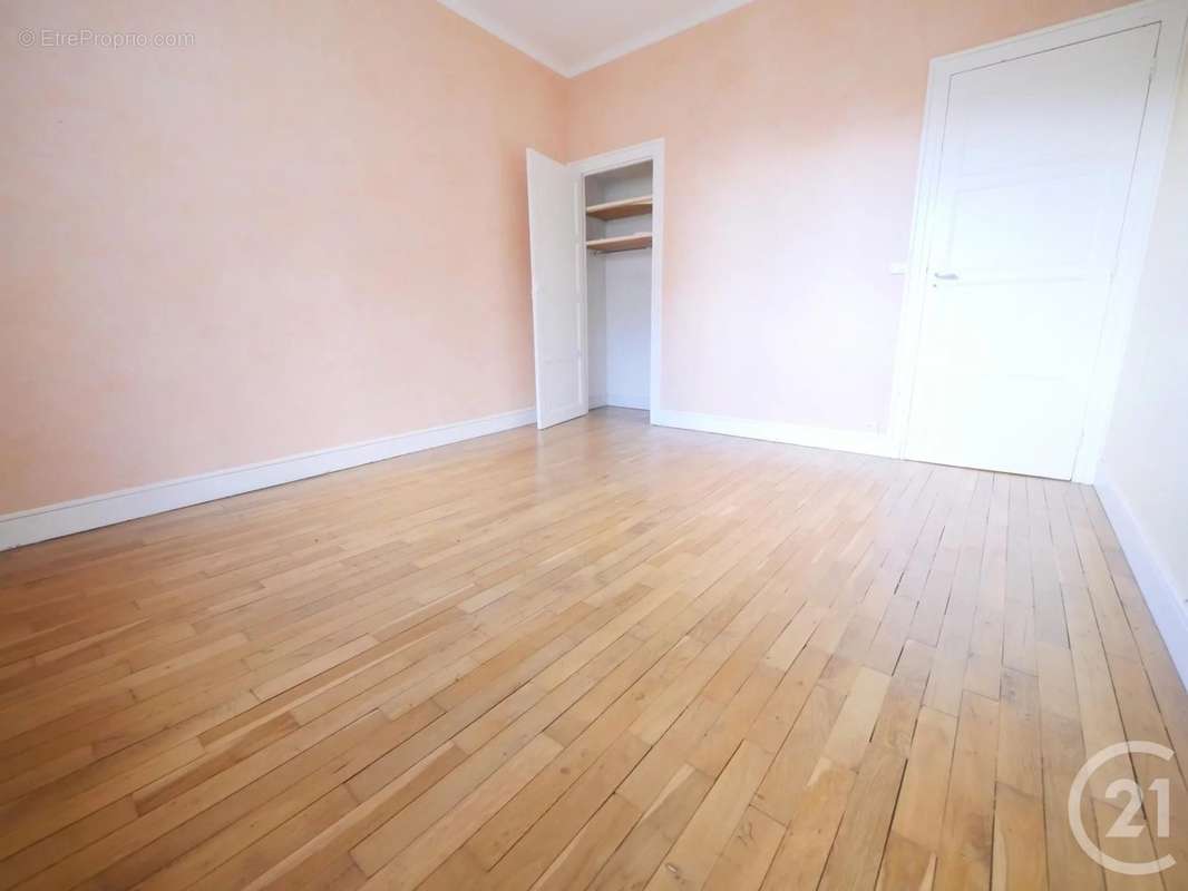 Appartement à GUERET