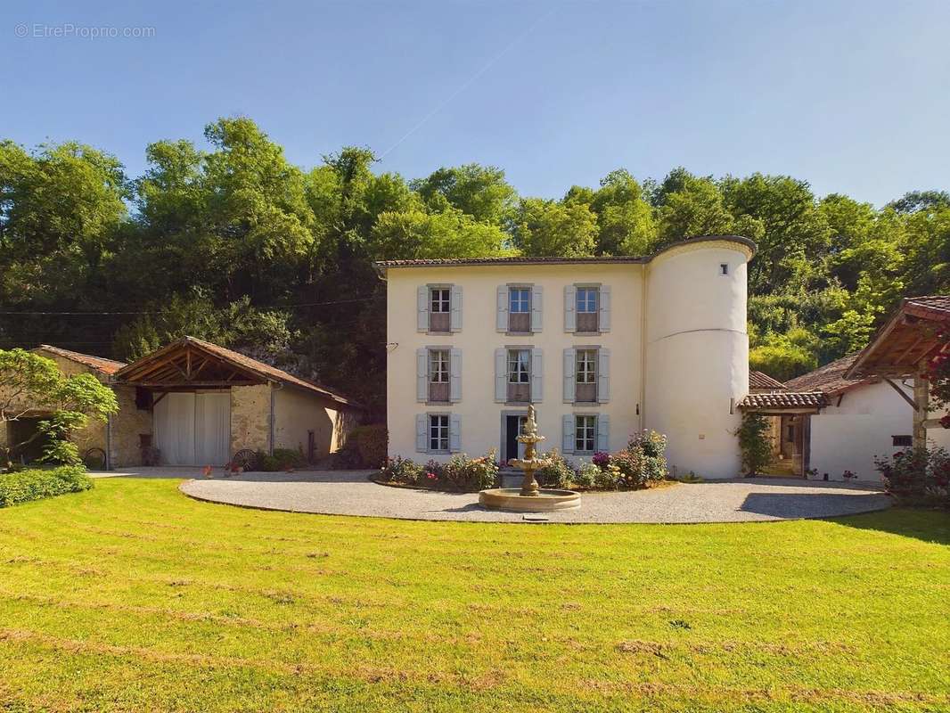 Maison à FOIX