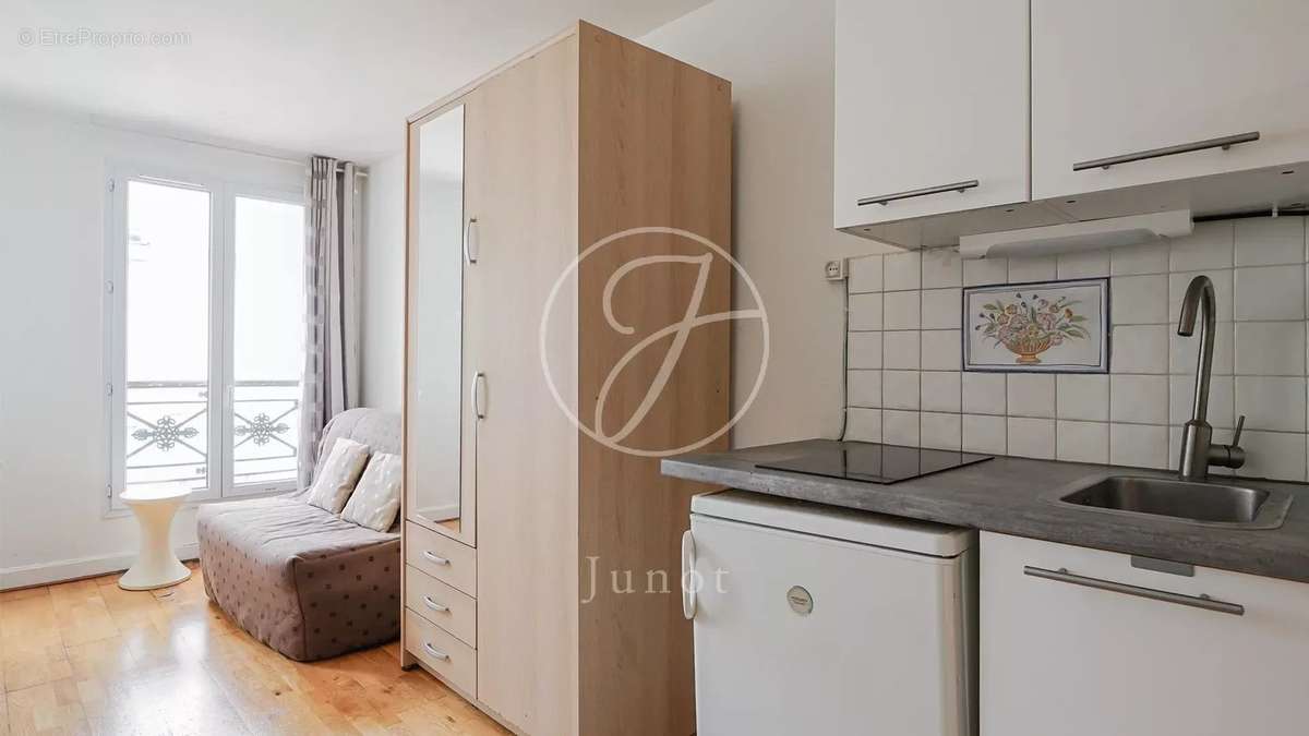 Appartement à PARIS-9E