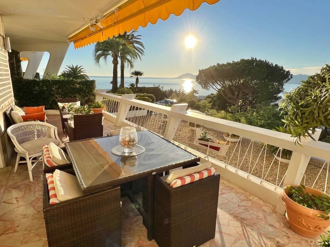 Appartement à CANNES