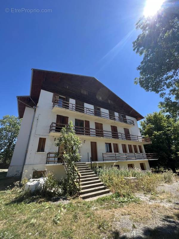 Appartement à SAINT-MICHEL-DE-CHAILLOL