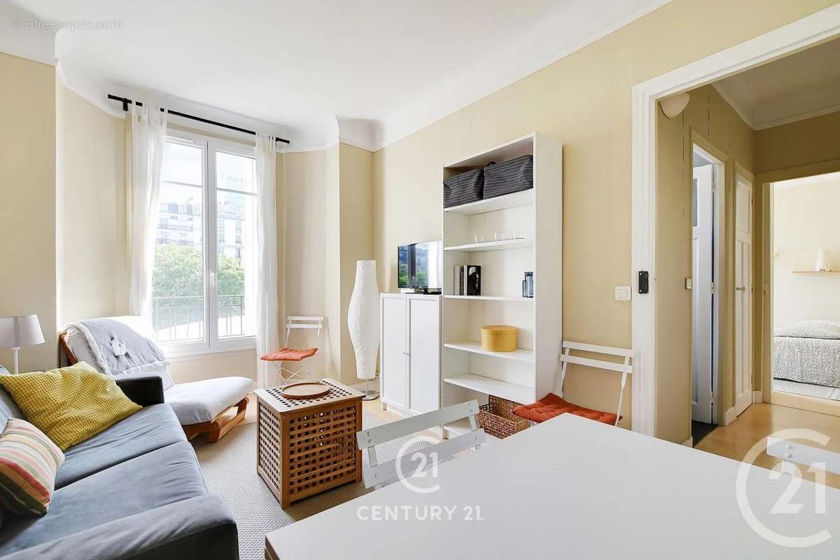 Appartement à PARIS-15E