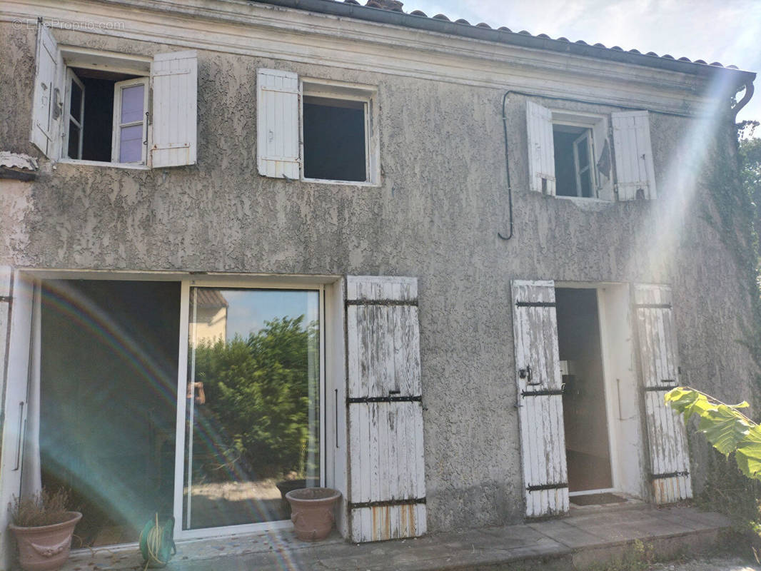 Maison à SAINT-COUTANT-LE-GRAND